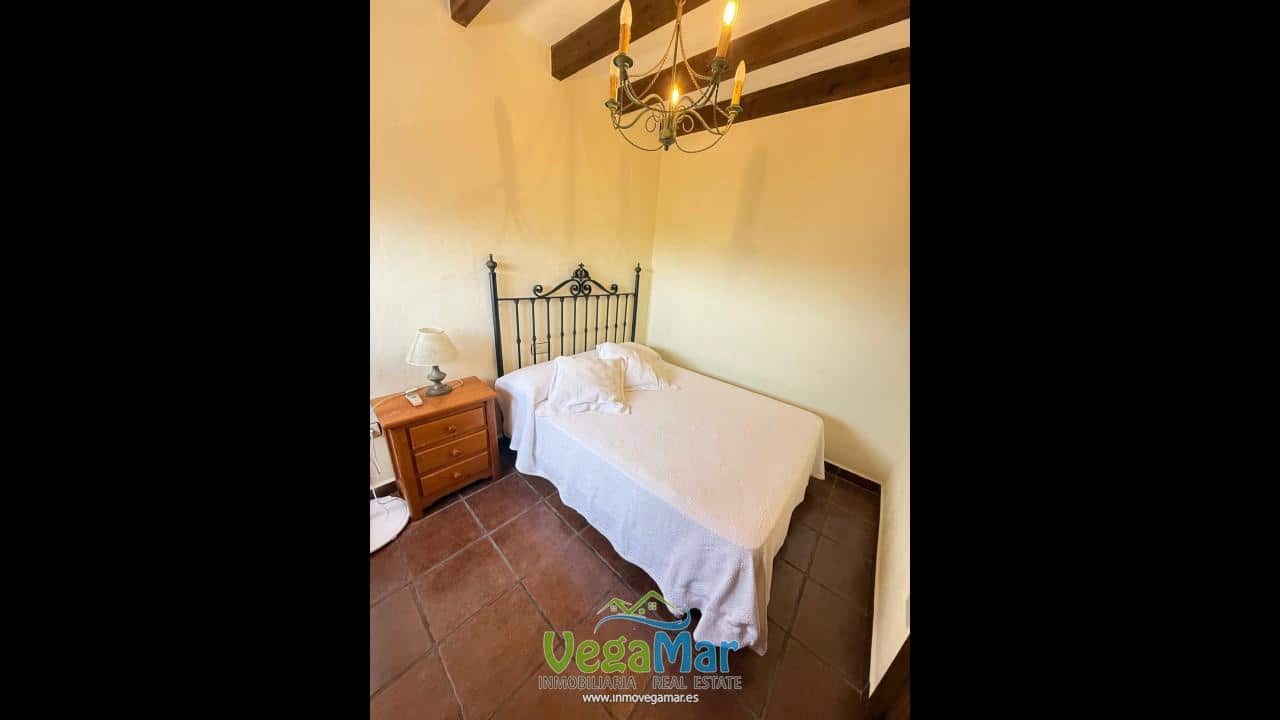 3 quarto Quinta/Casa Rural para venda em Jete com piscina garagem - 530 000 € (Ref: 4002232)