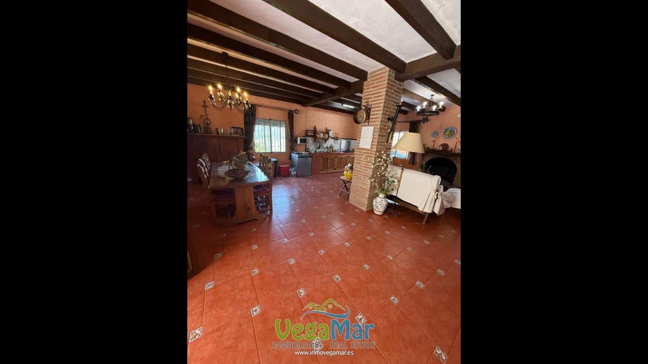 3 quarto Quinta/Casa Rural para venda em Jete com piscina garagem - 530 000 € (Ref: 4002232)