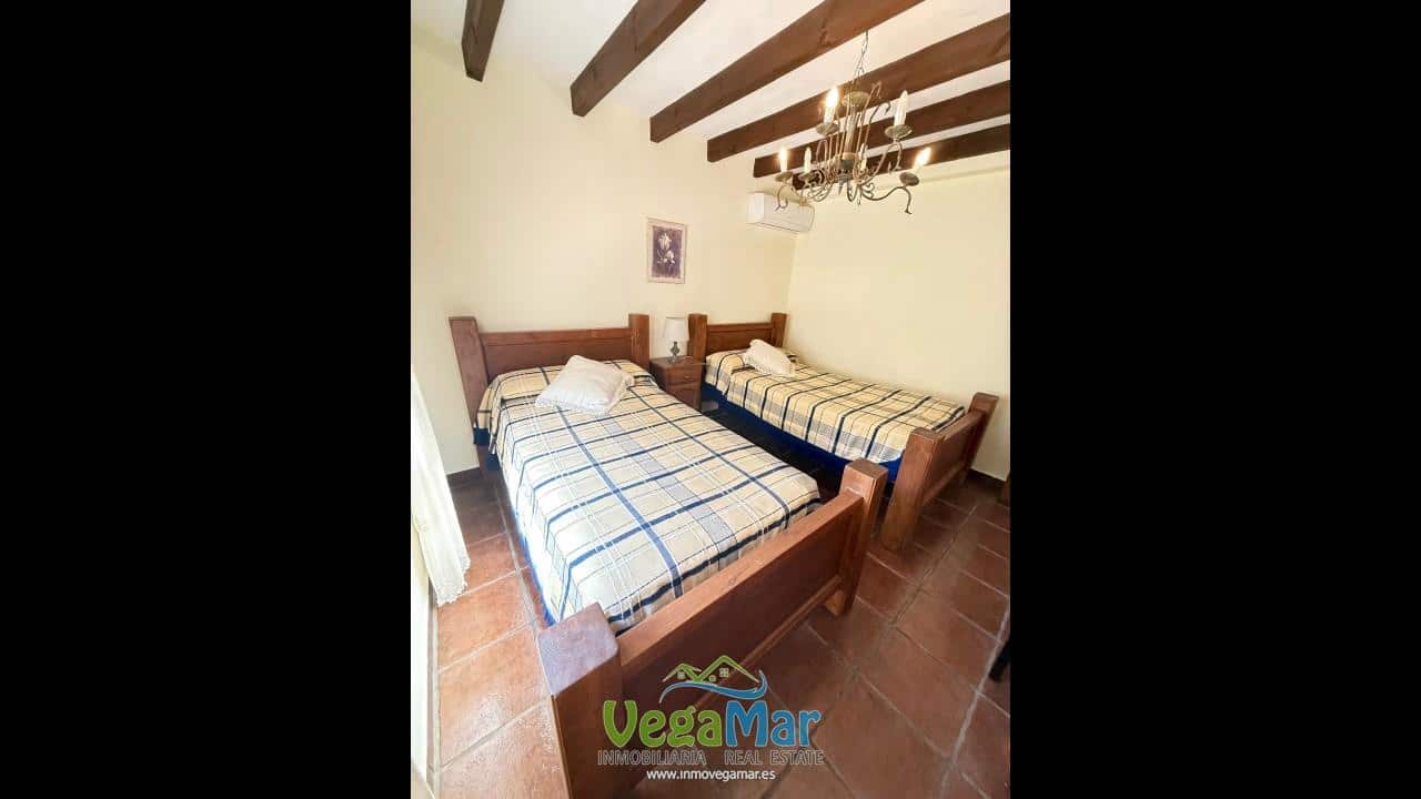 3 quarto Quinta/Casa Rural para venda em Jete com piscina garagem - 530 000 € (Ref: 4002232)