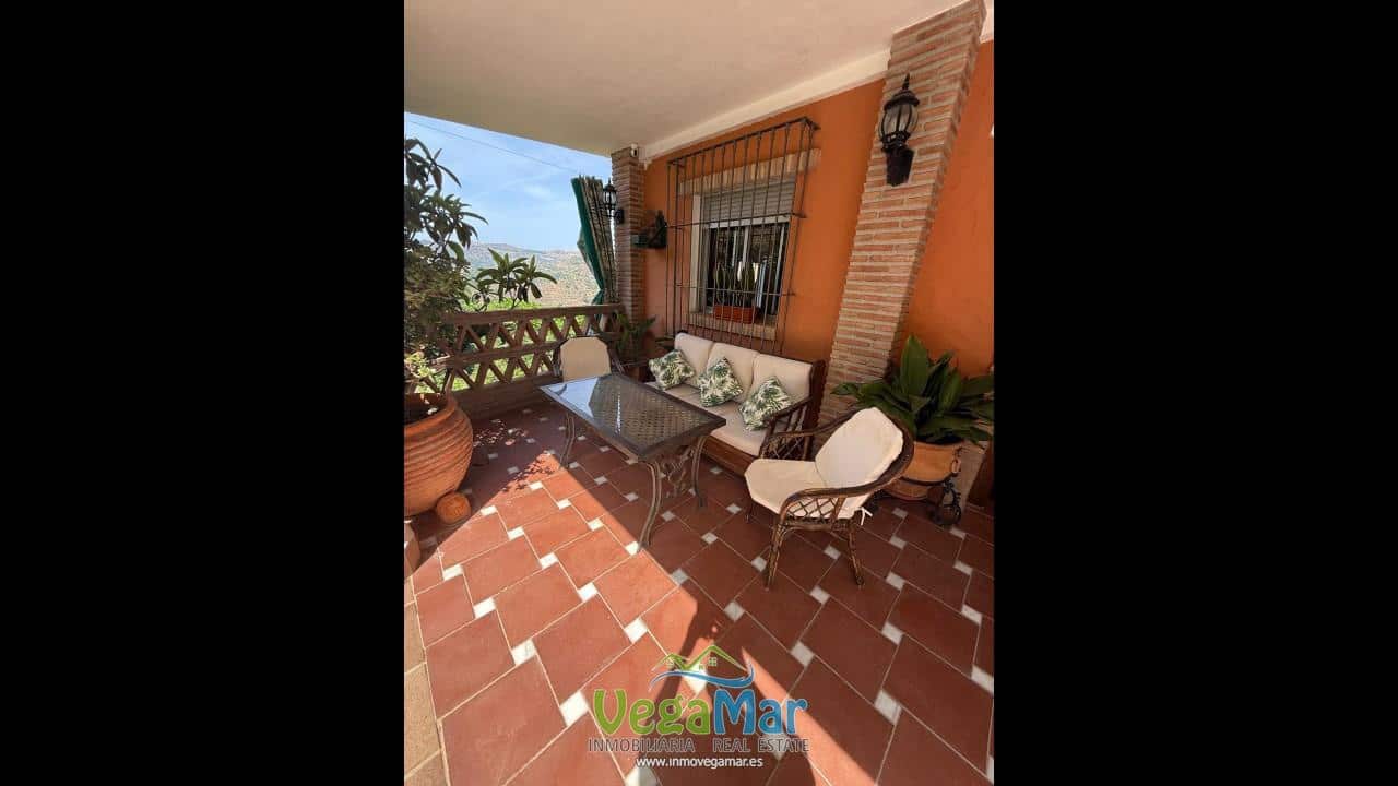 3 quarto Quinta/Casa Rural para venda em Jete com piscina garagem - 530 000 € (Ref: 4002232)