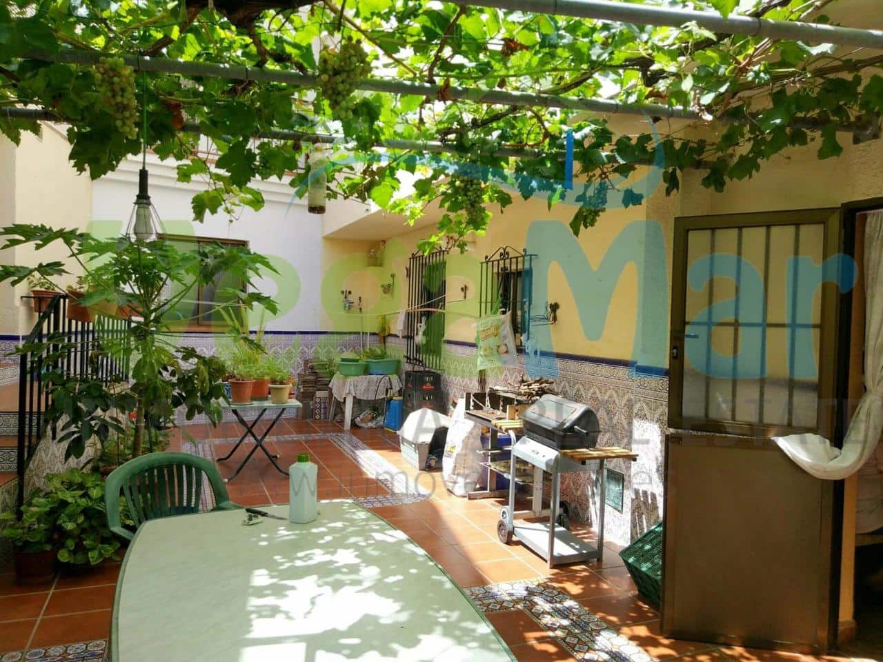 6 bedroom Villa for sale in Almunecar - € 430,000 (Ref: 4084074)