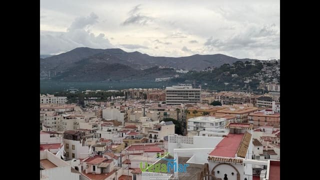 6 Zimmer Villa zu verkaufen in Almuñécar - 420.000 € (Ref: 4084074)