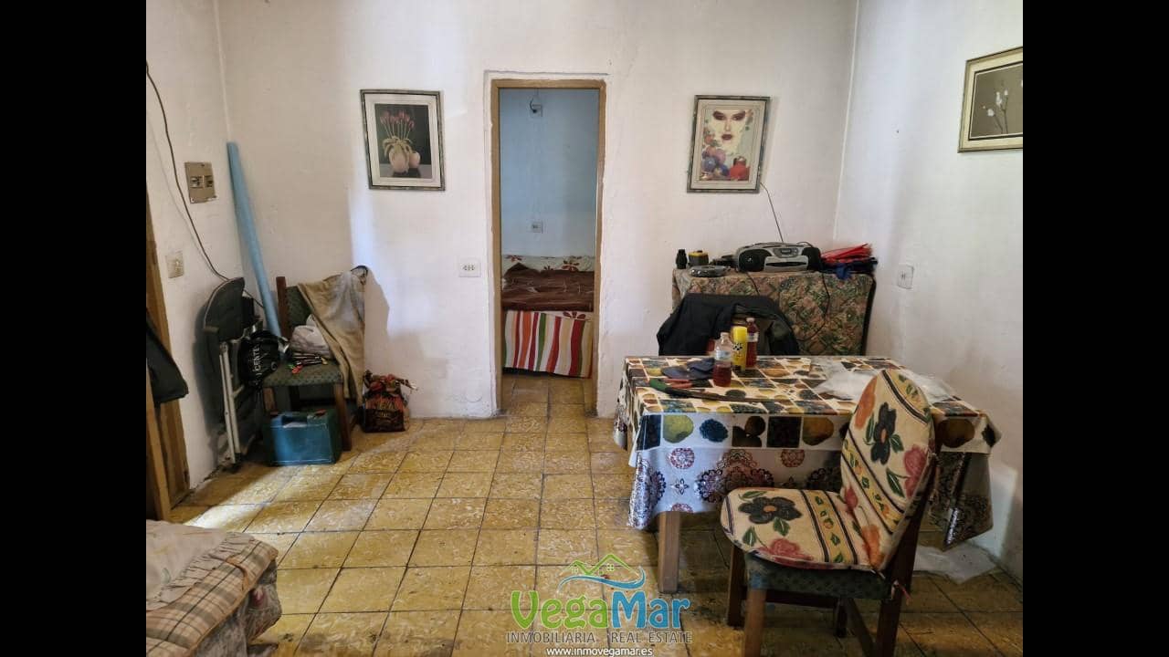 Grunde uden byggetilladelser til salg i Almunecar - € 260.000 (Ref: 4447903)