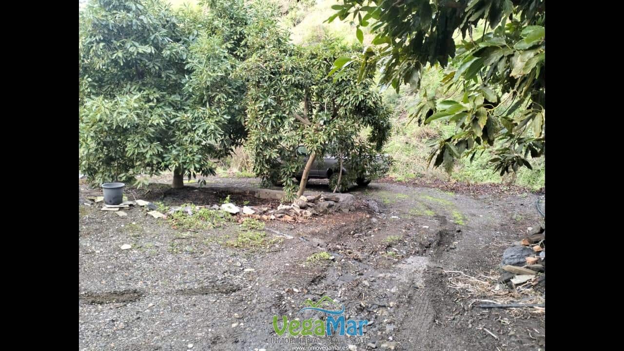 Grunde uden byggetilladelser til salg i Almunecar - € 260.000 (Ref: 4447903)