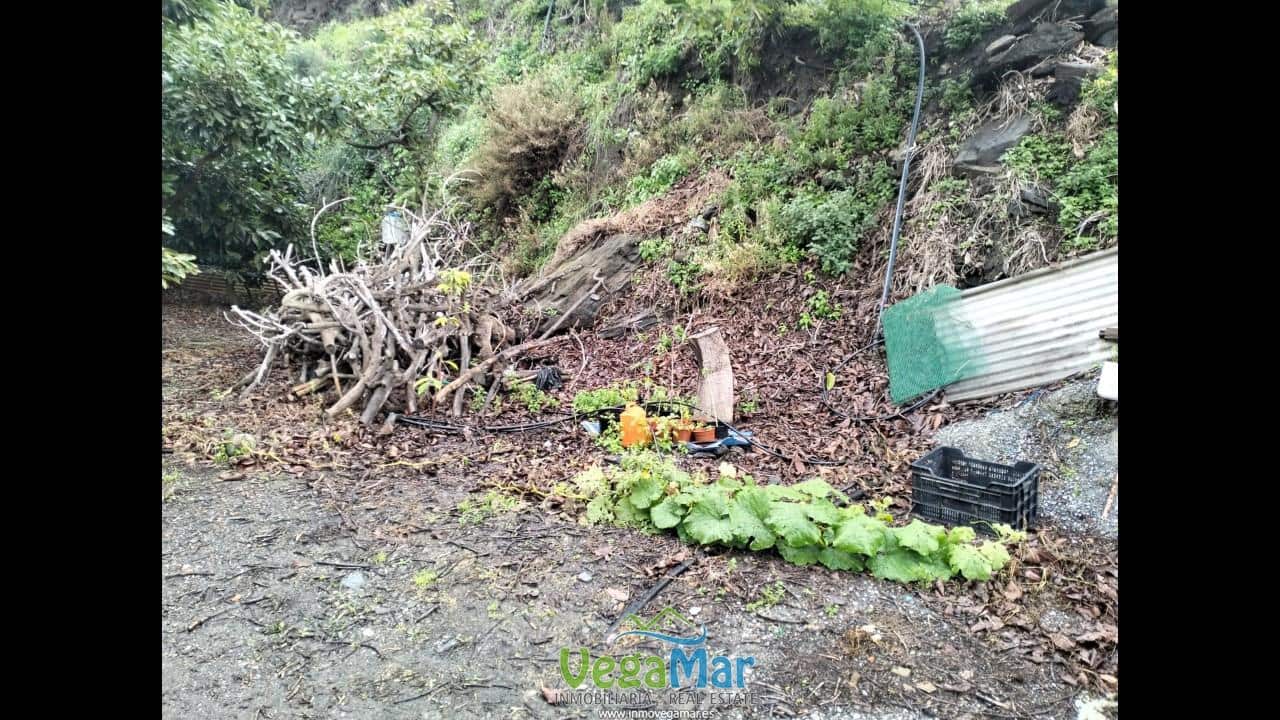 Grunde uden byggetilladelser til salg i Almunecar - € 260.000 (Ref: 4447903)