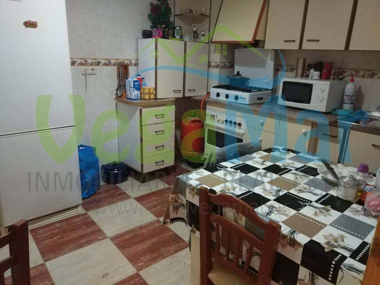 5 soveværelse Villa til salg i Itrabo med garage - € 126.000 (Ref: 4725009)