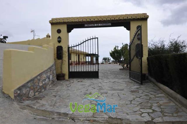 Ubebygd land til salgs i Almuñécar - € 800 000 (Ref: 4780851)