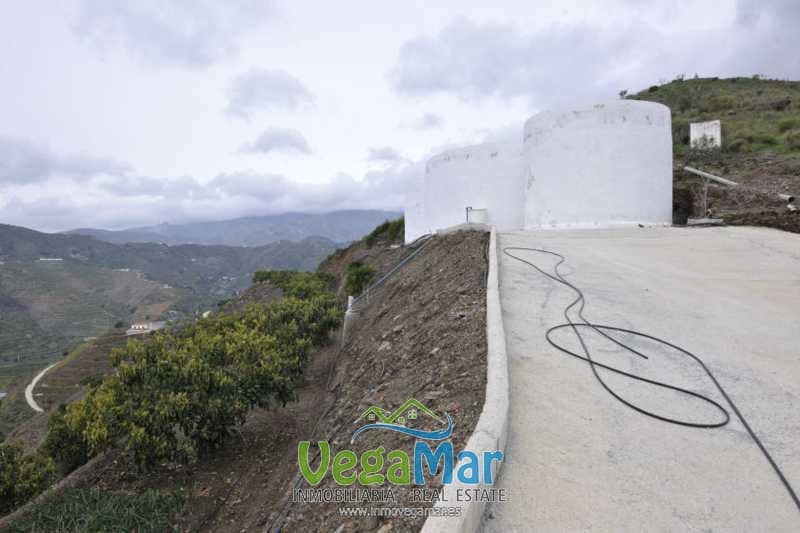 Ubebygd land til salgs i Almunecar - € 800 000 (Ref: 4780851)