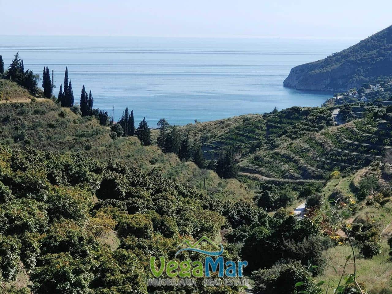 Grunde uden byggetilladelser til salg i La Herradura - € 240.000 (Ref: 5458906)