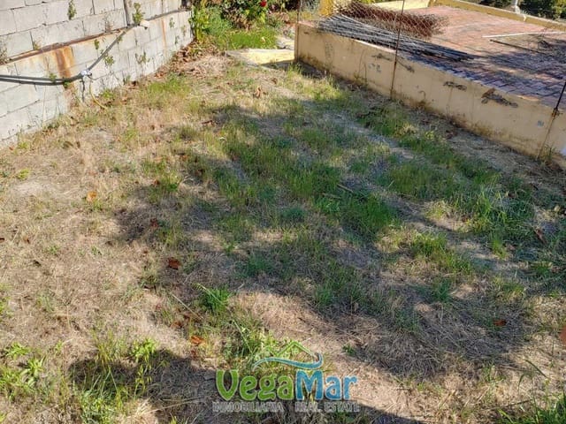 Grunde uden byggetilladelser til salg i La Herradura, Almuñécar - € 240.000 (Ref: 5458906)