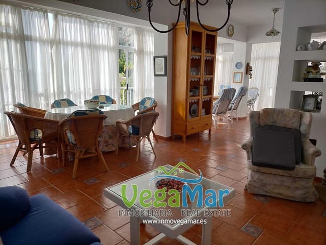 3 sovrum Villa till salu i Almuñécar med pool garage - 795 000 € (Ref: 5905671)