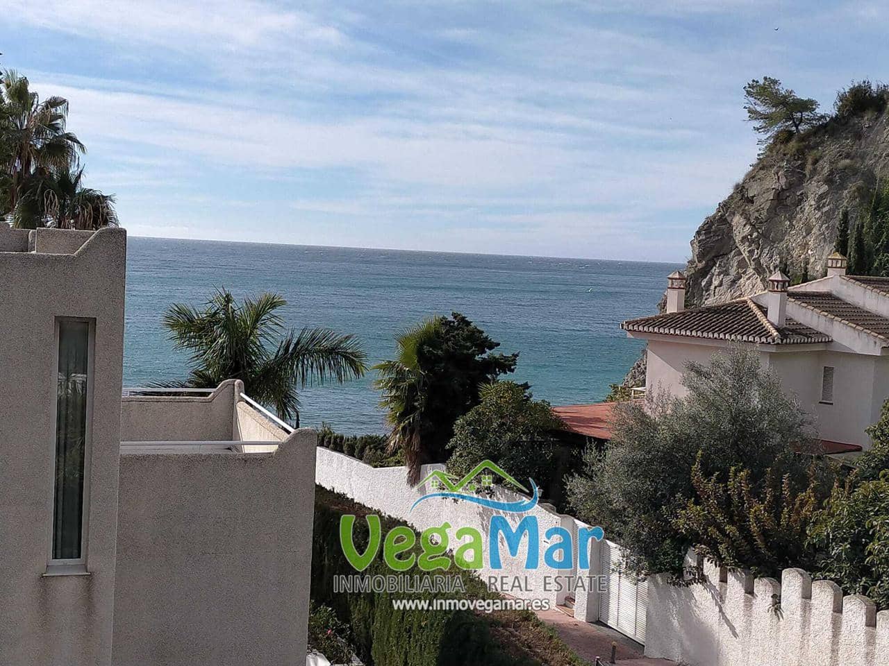 3 bedroom Villa for sale in Almunecar with pool garage - € 795,000 (Ref: 5905671)