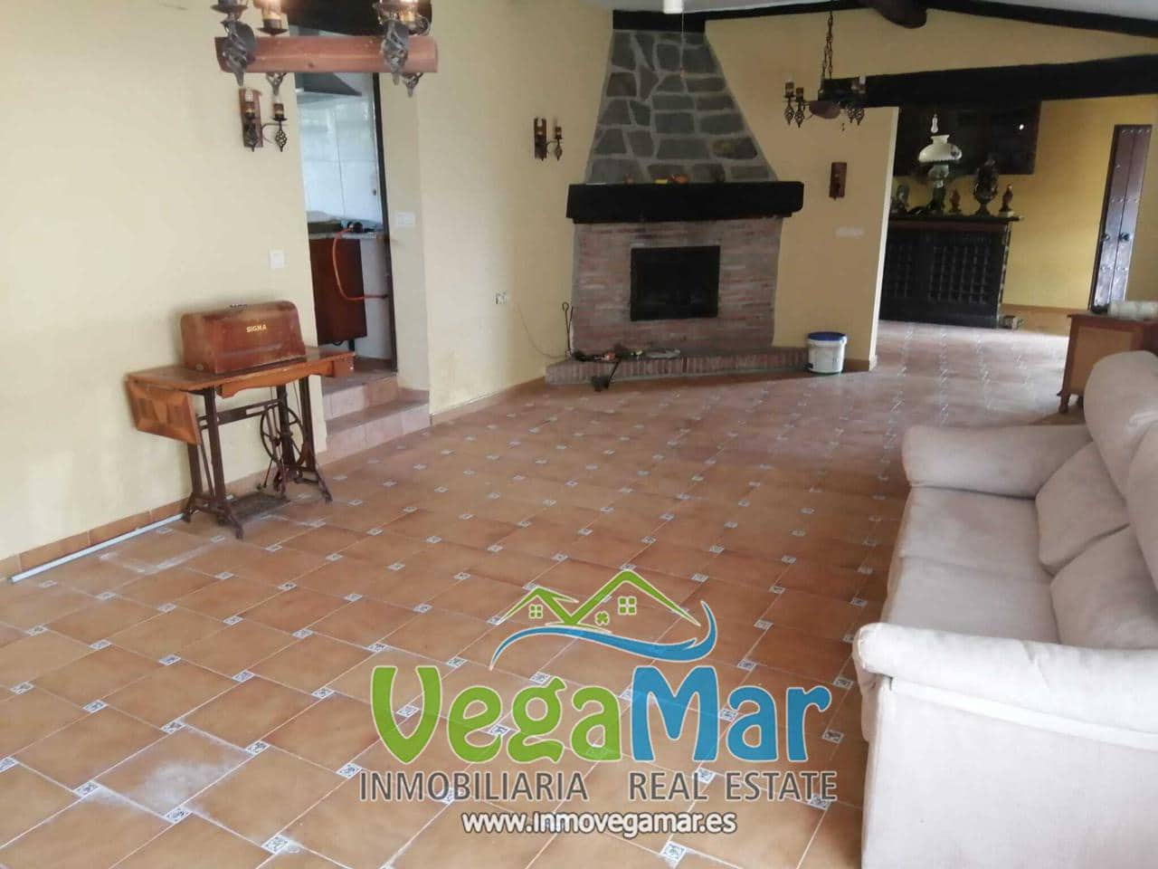 3 bedroom Finca/Country House for sale in Almunecar - € 240,000 (Ref: 5928186)