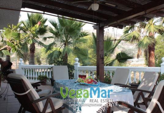 5 soveværelse Villa til salg i Itrabo med swimmingpool garage - € 1.485.000 (Ref: 6350065)