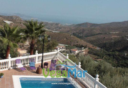 5 soveværelse Villa til salg i Itrabo med swimmingpool garage - € 1.485.000 (Ref: 6350065)