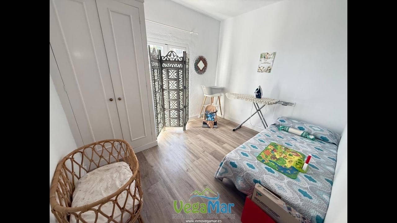 4 Zimmer Villa zu verkaufen in Almunecar mit Pool - 630.000 € (Ref: 6404023)