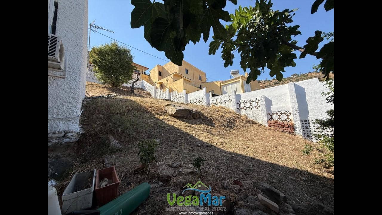 4 Zimmer Villa zu verkaufen in Almunecar mit Pool - 630.000 € (Ref: 6404023)