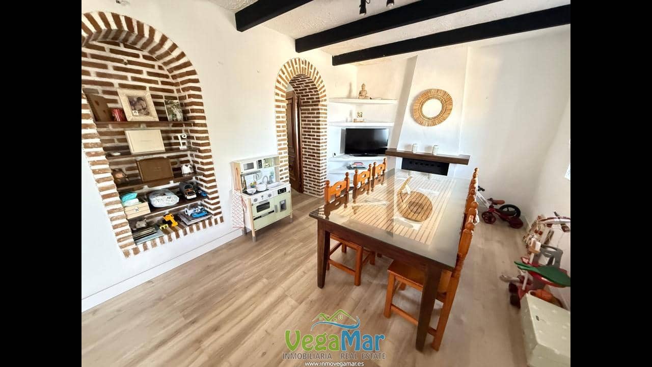 4 Zimmer Villa zu verkaufen in Almunecar mit Pool - 630.000 € (Ref: 6404023)