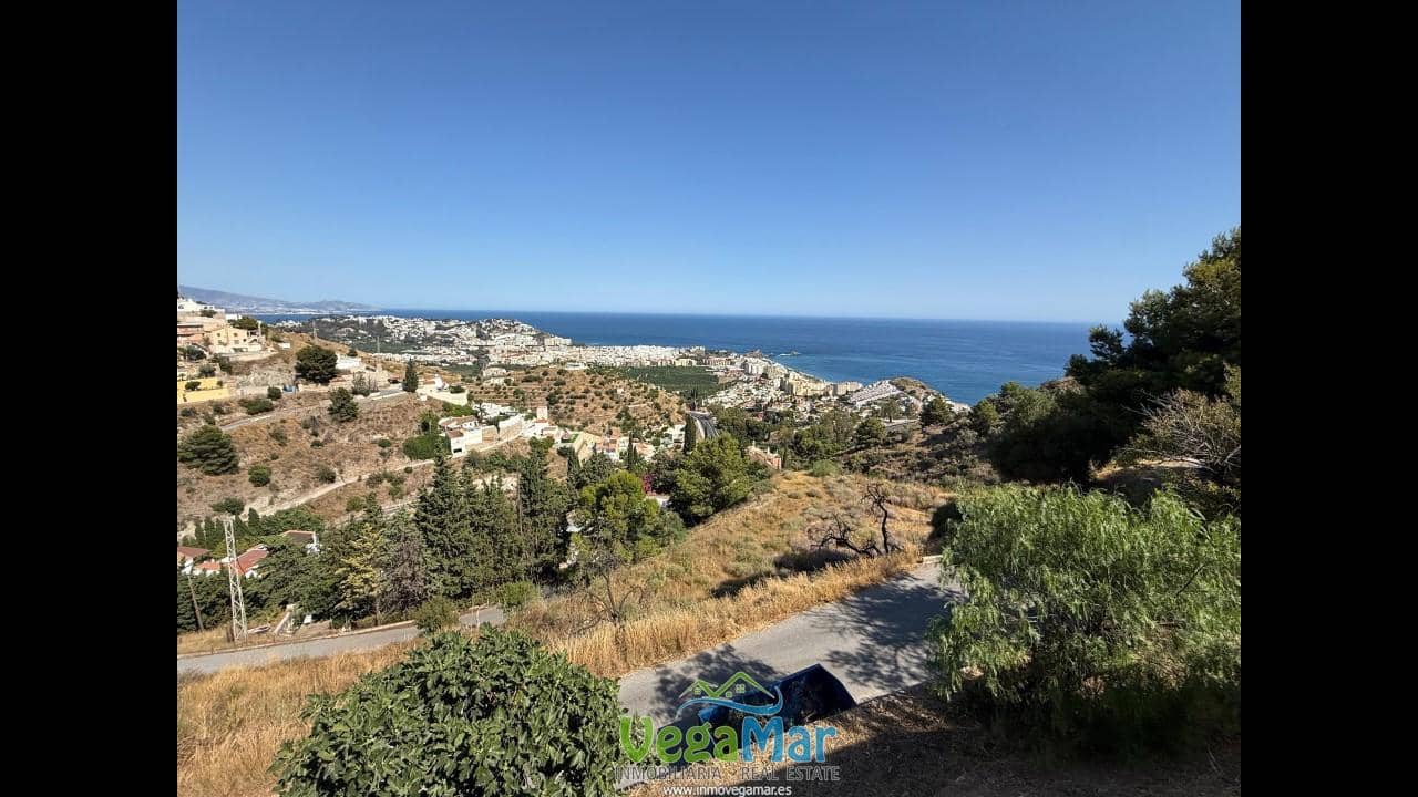 4 Zimmer Villa zu verkaufen in Almunecar mit Pool - 630.000 € (Ref: 6404023)
