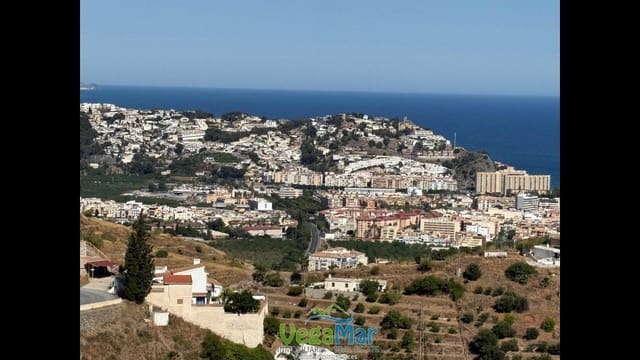 4 Zimmer Villa zu verkaufen in Almuñécar mit Pool - 630.000 € (Ref: 6404023)