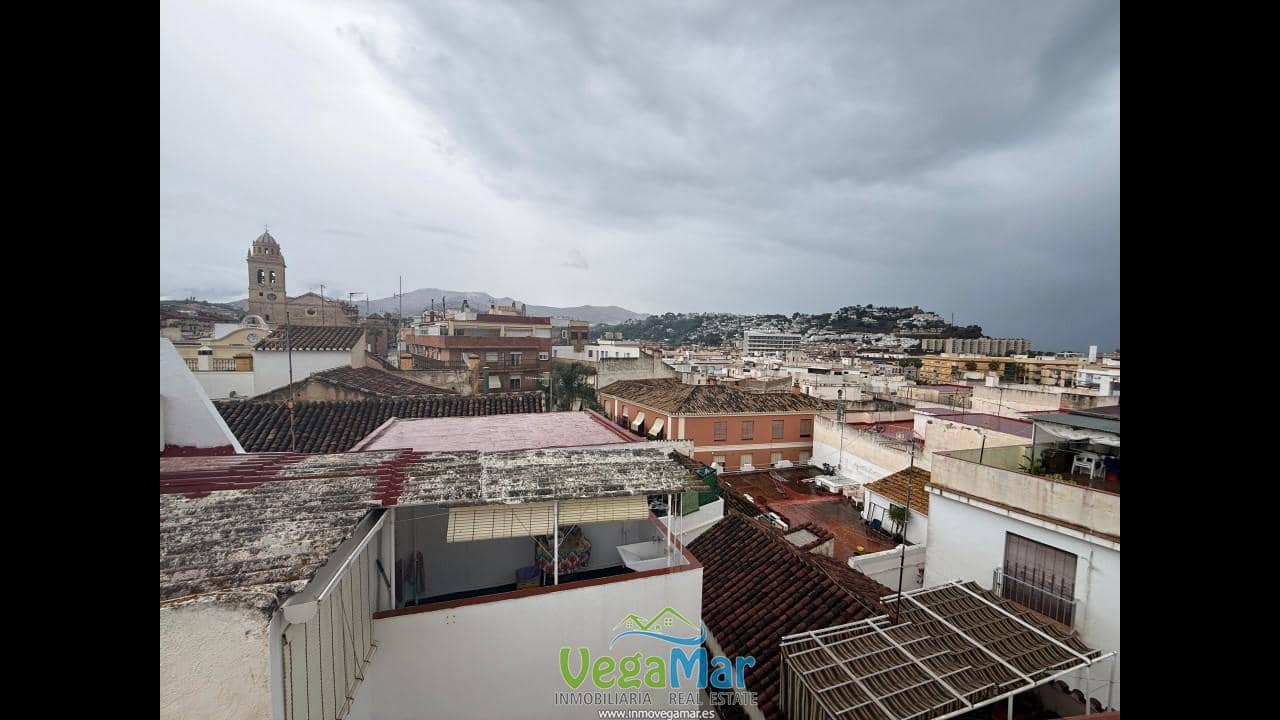 7 sypialnia Willa na sprzedaż w Almunecar - 265 000 € (Ref: 6632215)