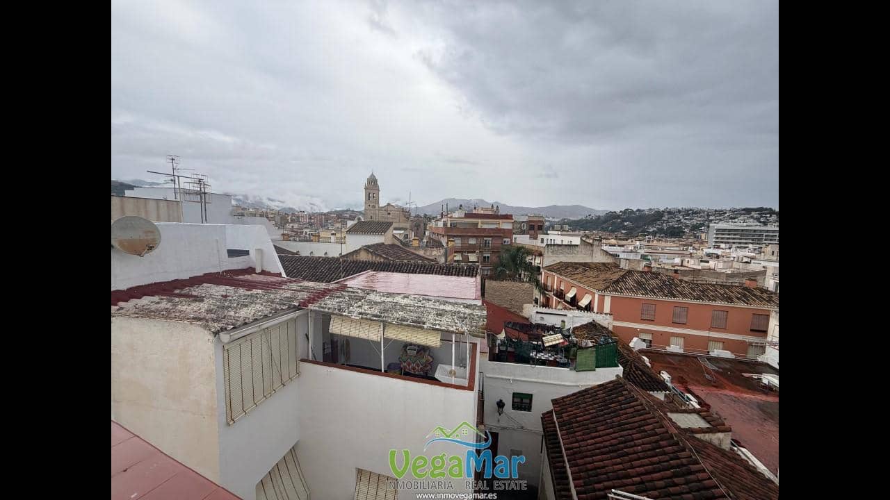 7 sypialnia Willa na sprzedaż w Almunecar - 265 000 € (Ref: 6632215)