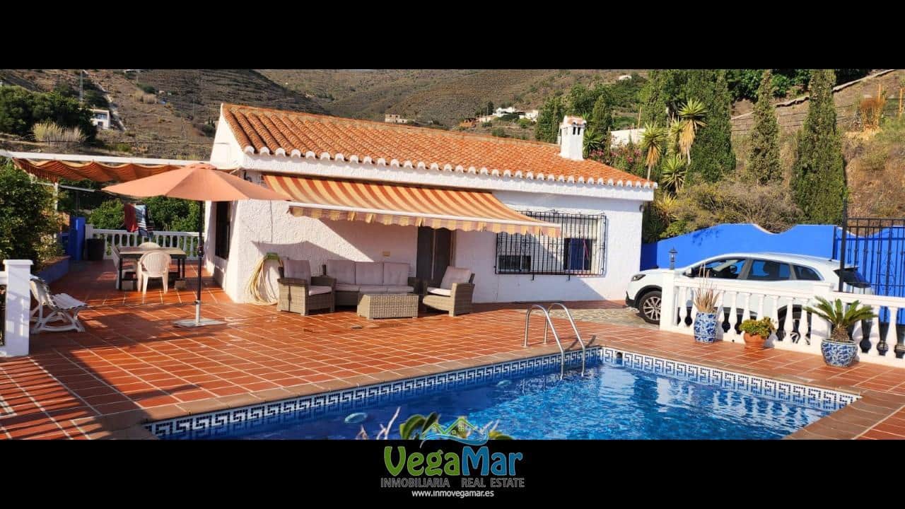 2 bedroom Villa for rent in Almunecar with pool - € 800 (Ref: 7297080)