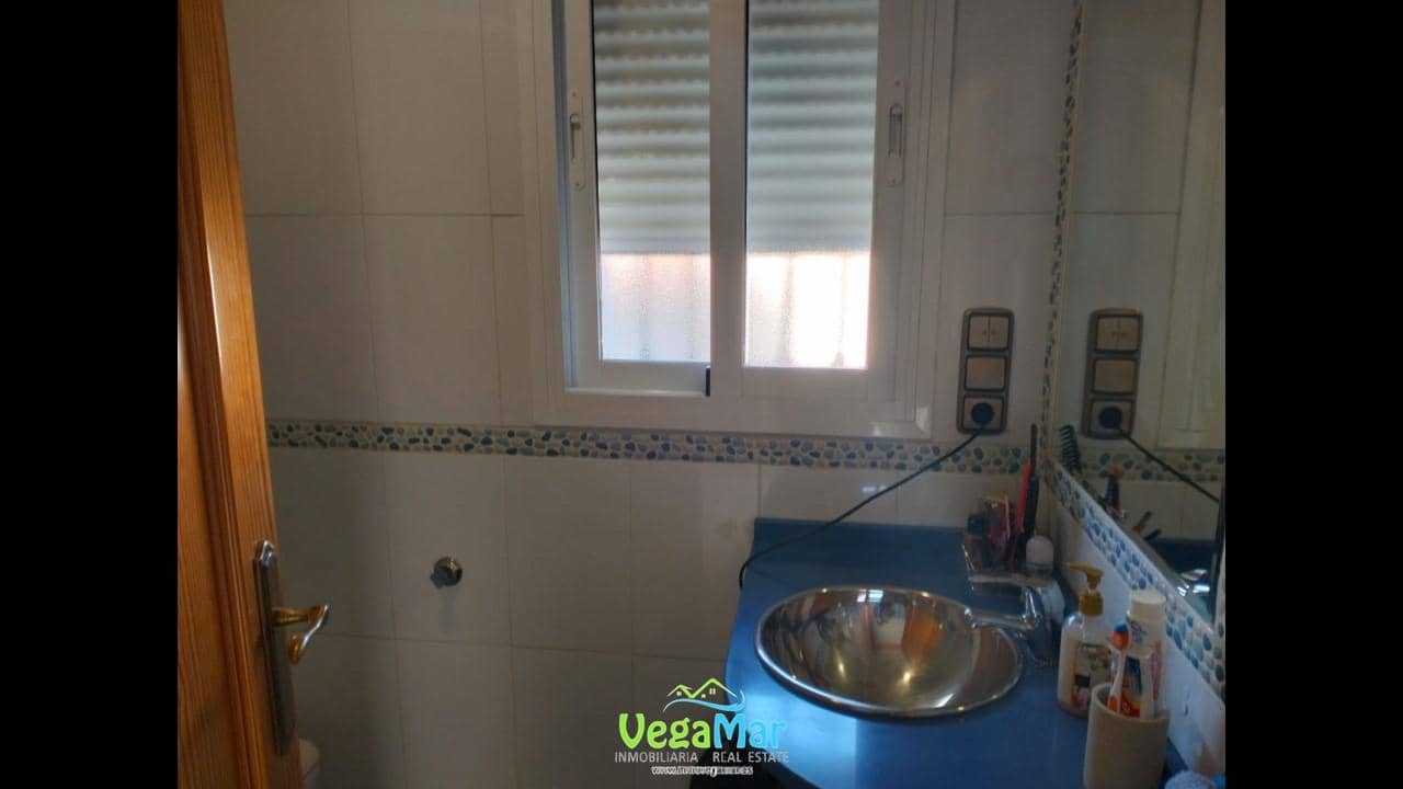 3 bedroom Villa for sale in Almunecar with garage - € 285,000 (Ref: 7493915)