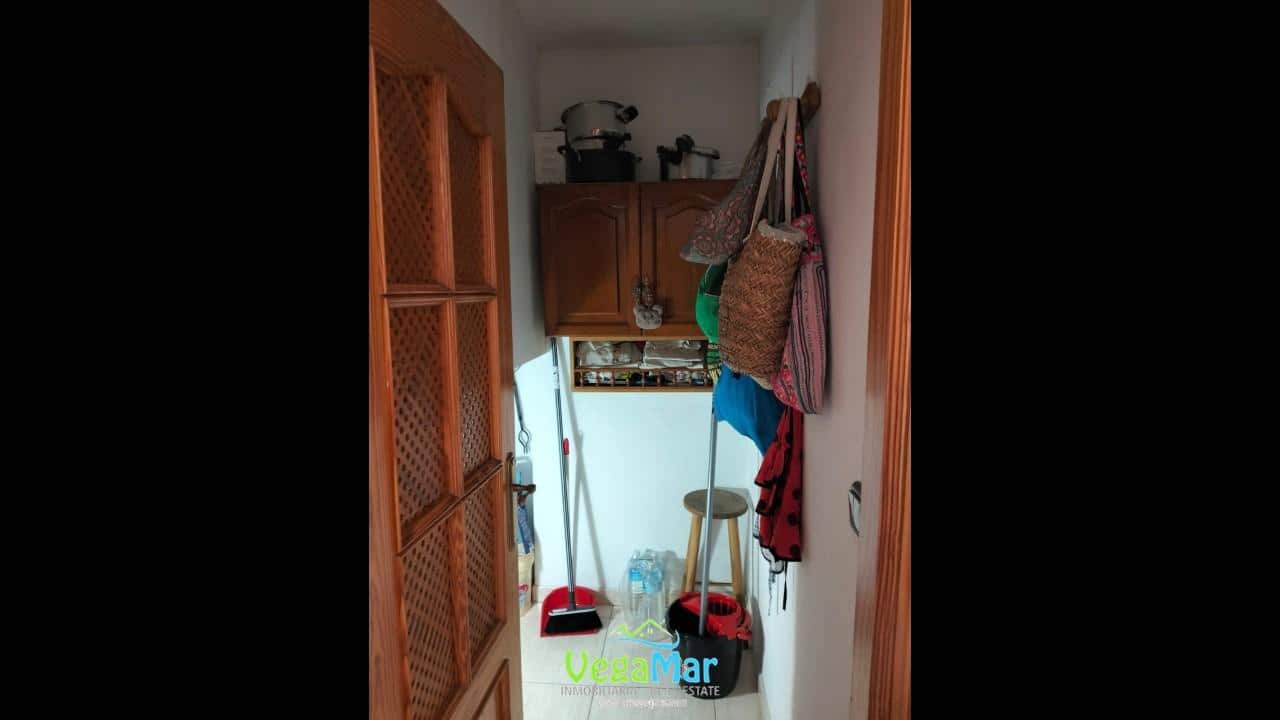 3 bedroom Villa for sale in Almunecar with garage - € 285,000 (Ref: 7493915)