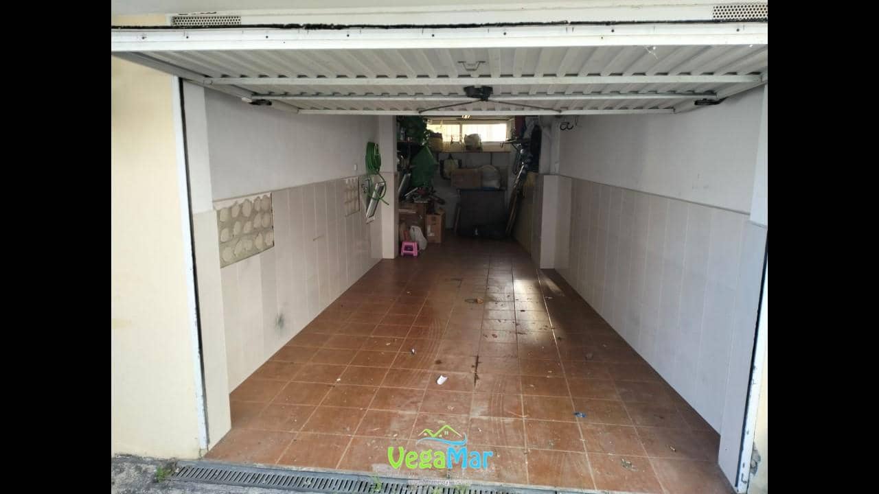 3 bedroom Villa for sale in Almunecar with garage - € 285,000 (Ref: 7493915)