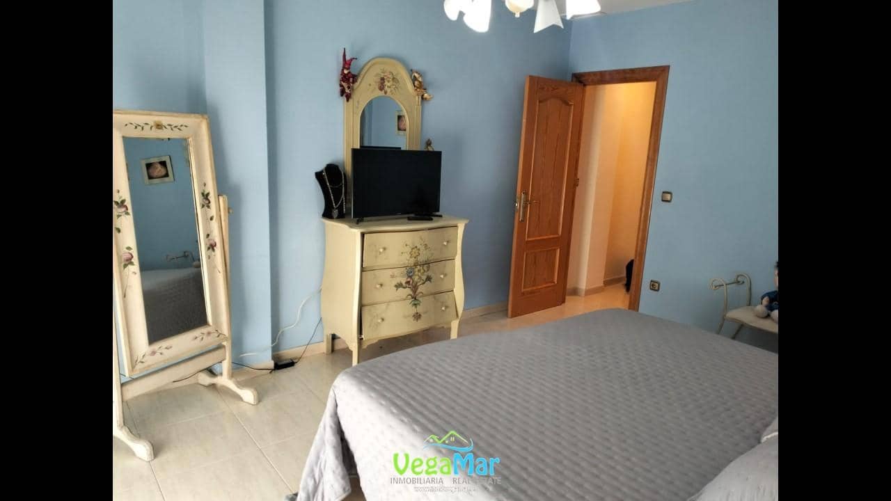 3 bedroom Villa for sale in Almunecar with garage - € 285,000 (Ref: 7493915)