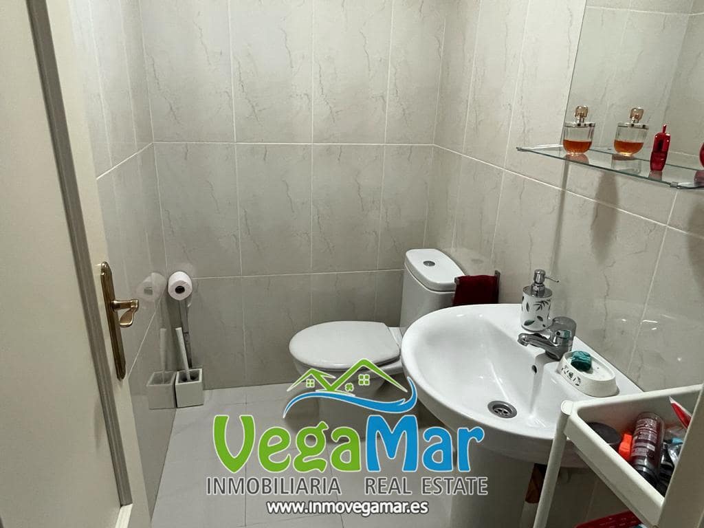 Chalet de 3 habitaciones en Almuñécar en venta con garaje - 600.000 € (Ref: 7732713)