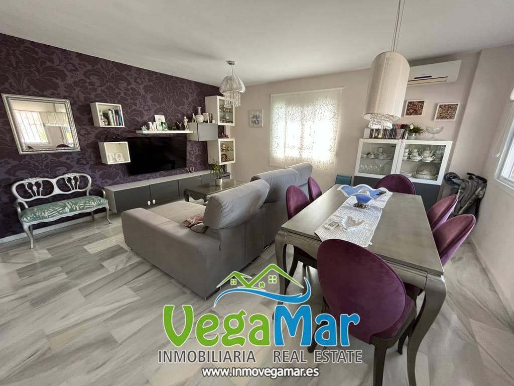 Chalet de 3 habitaciones en Almuñécar en venta con garaje - 600.000 € (Ref: 7732713)