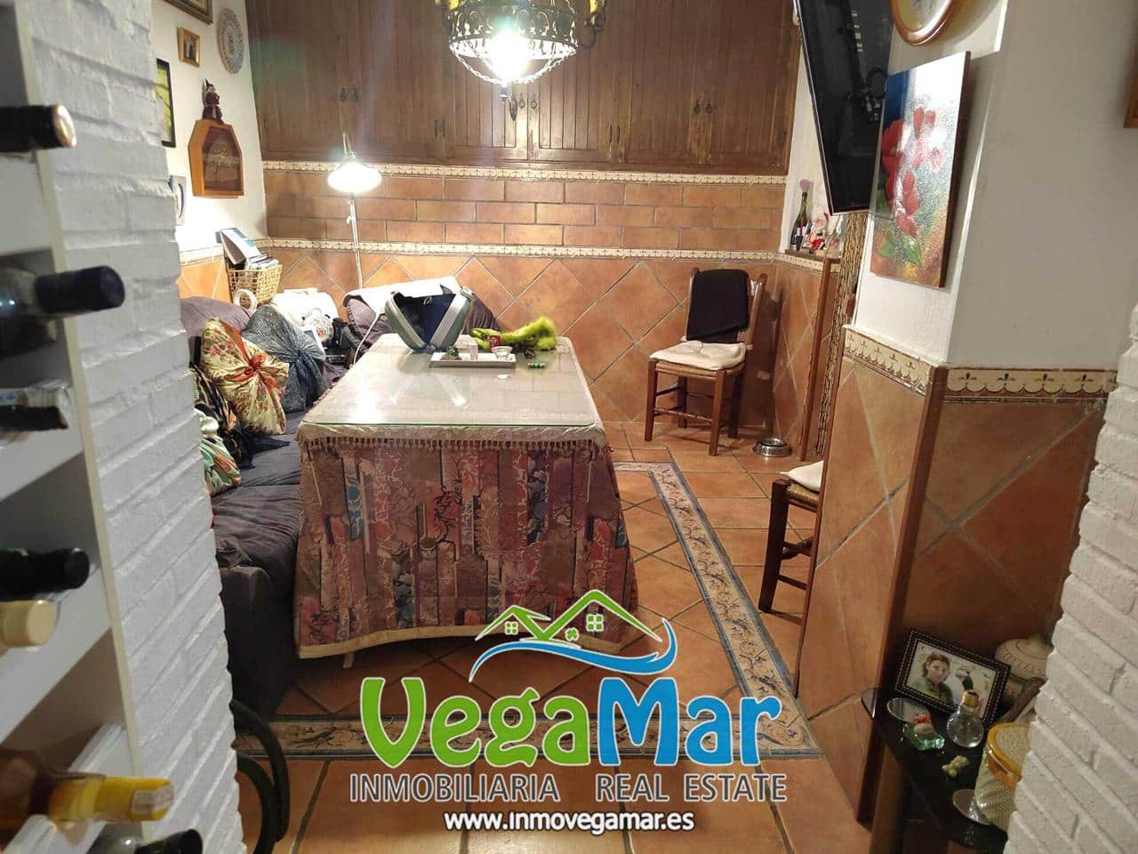 6 sovrum Villa till salu i Almunecar med pool garage - 310 000 € (Ref: 8006400)