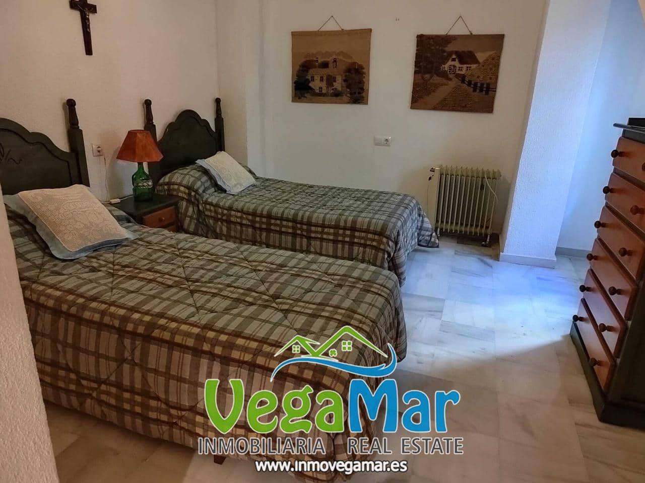 6 sovrum Villa till salu i Almunecar med pool garage - 310 000 € (Ref: 8006400)