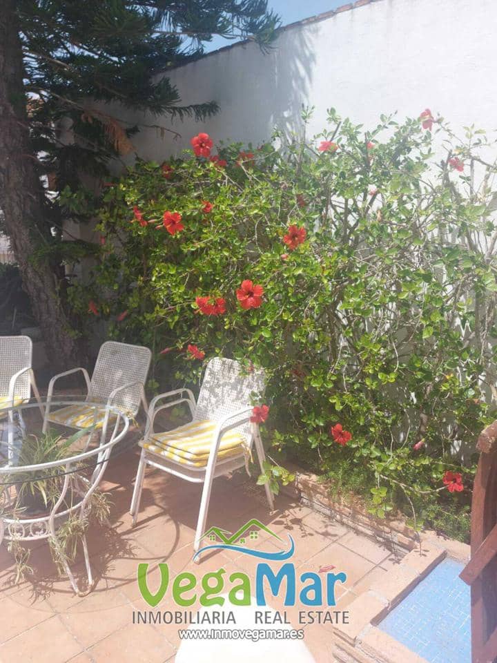 3 bedroom Villa for sale in Almunecar with pool garage - € 680,000 (Ref: 8135955)