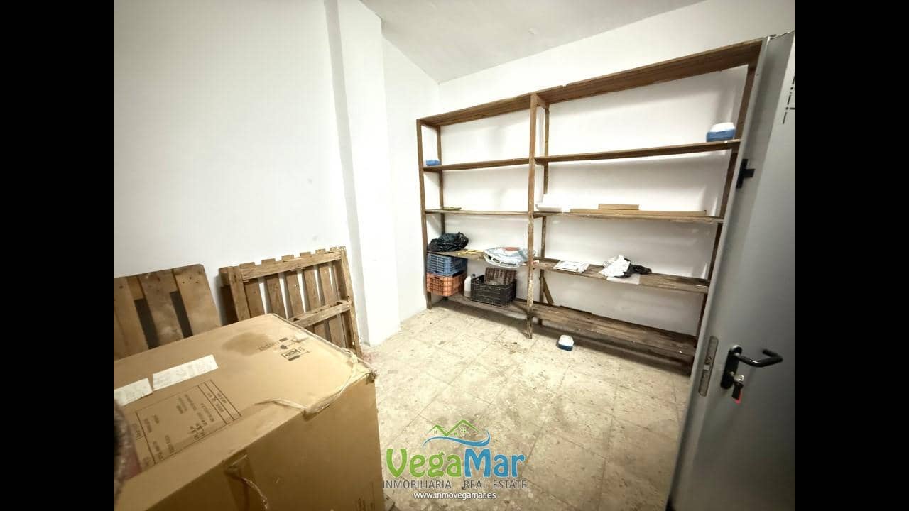 Garage te koop in Almunecar - € 20.000 (Ref: 8135956)