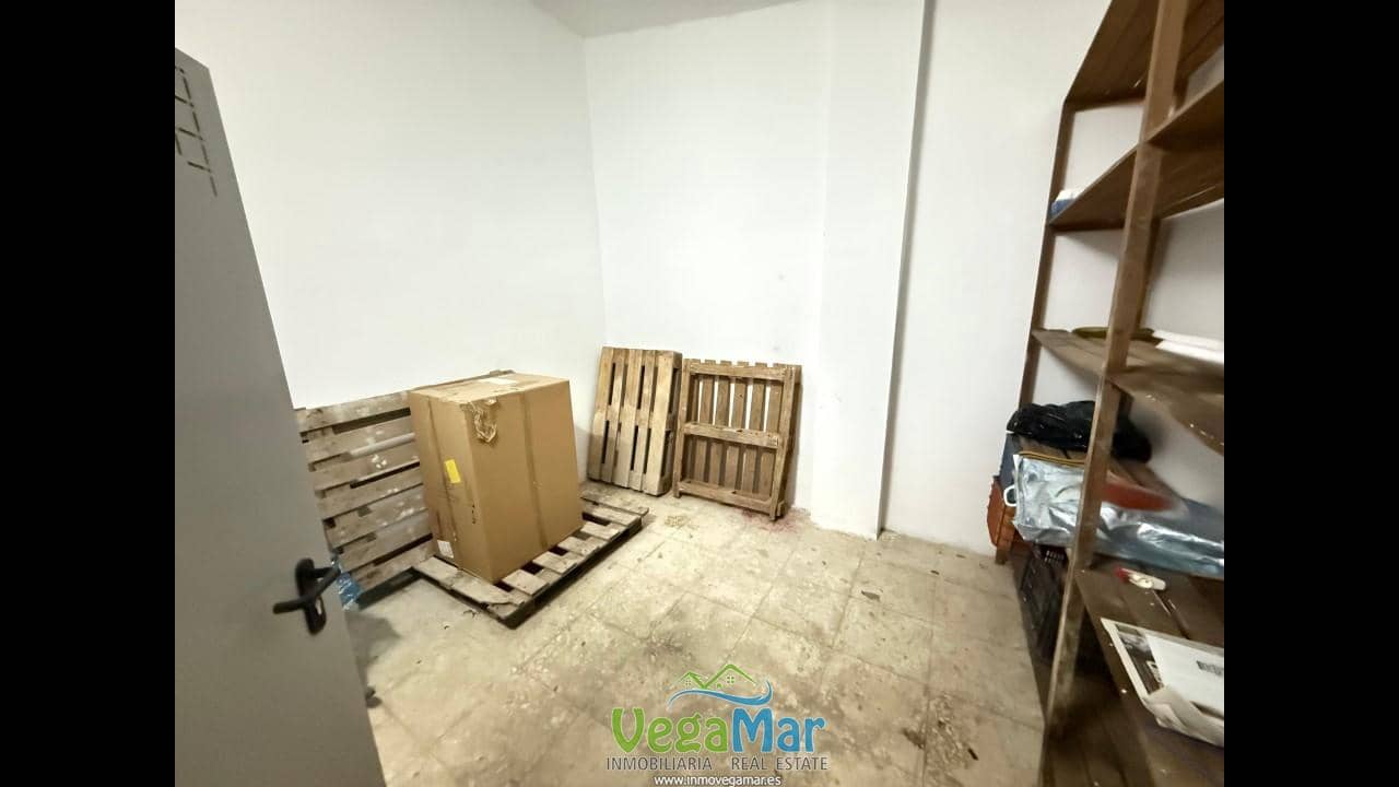 Garage te koop in Almunecar - € 20.000 (Ref: 8135956)