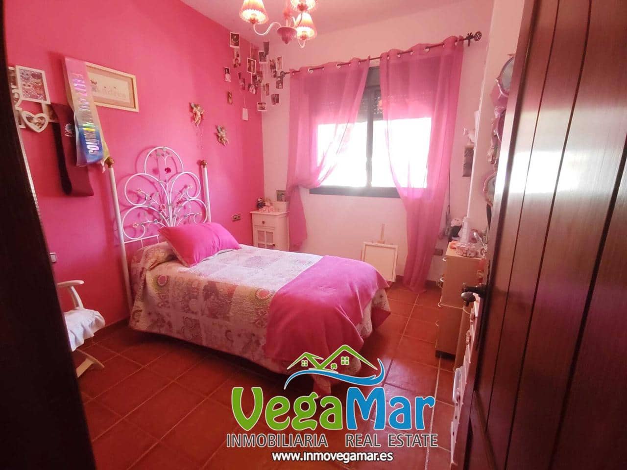 3 sypialnia Willa na sprzedaż w Almunecar z basenem garażem - 385 000 € (Ref: 8216773)