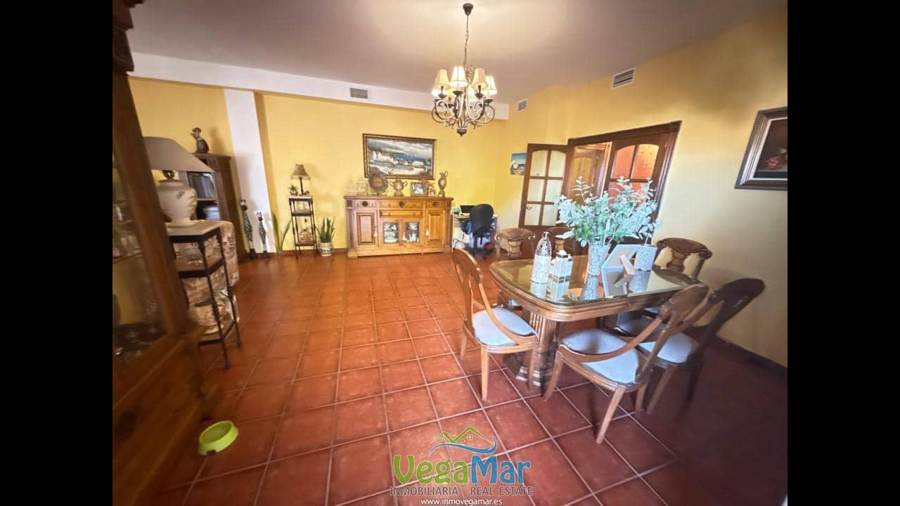 3 sypialnia Willa na sprzedaż w Almunecar z basenem garażem - 385 000 € (Ref: 8216773)