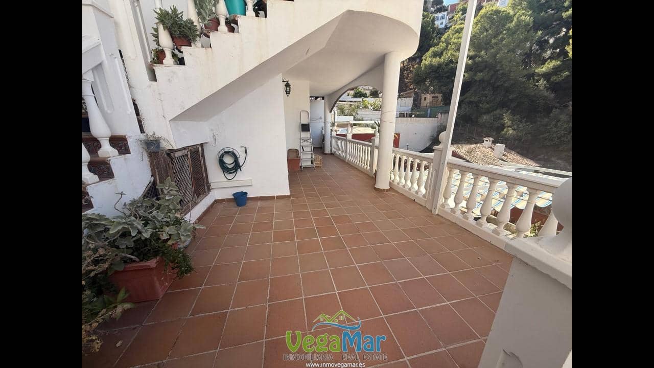 3 sypialnia Willa na sprzedaż w Almunecar z basenem garażem - 385 000 € (Ref: 8216773)