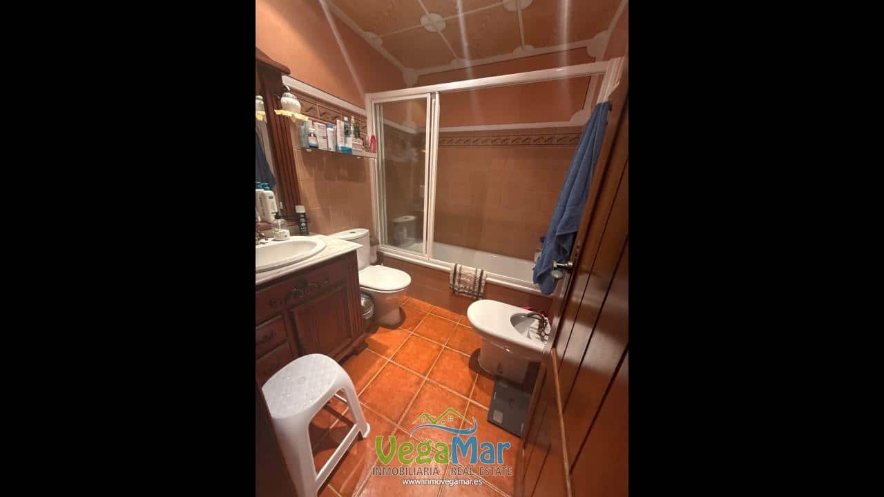 3 sypialnia Willa na sprzedaż w Almunecar z basenem garażem - 385 000 € (Ref: 8216773)