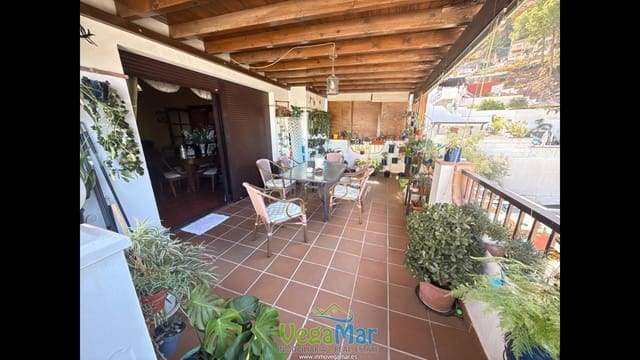 3 sypialnia Willa na sprzedaż w Almuñécar z basenem garażem - 385 000 € (Ref: 8216773)