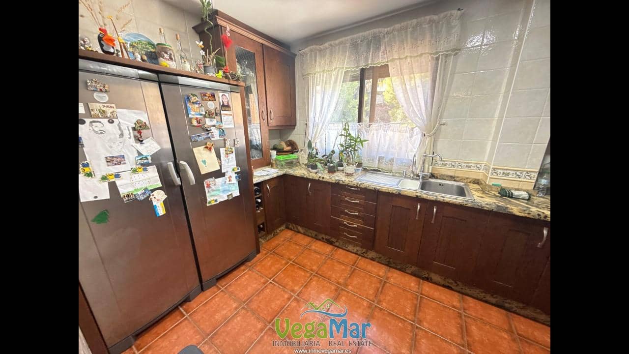 3 sypialnia Willa na sprzedaż w Almunecar z basenem garażem - 385 000 € (Ref: 8216773)