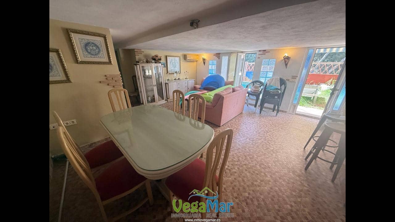 3 sypialnia Willa na sprzedaż w Almunecar z basenem garażem - 385 000 € (Ref: 8216773)