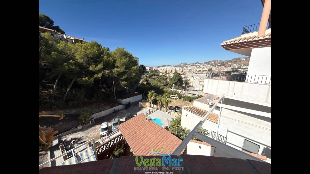 3 sypialnia Willa na sprzedaż w Almunecar z basenem garażem - 385 000 € (Ref: 8216773)