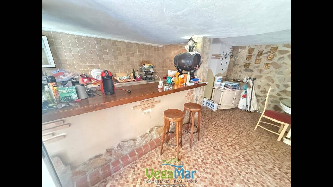 3 sypialnia Willa na sprzedaż w Almunecar z basenem garażem - 385 000 € (Ref: 8216773)