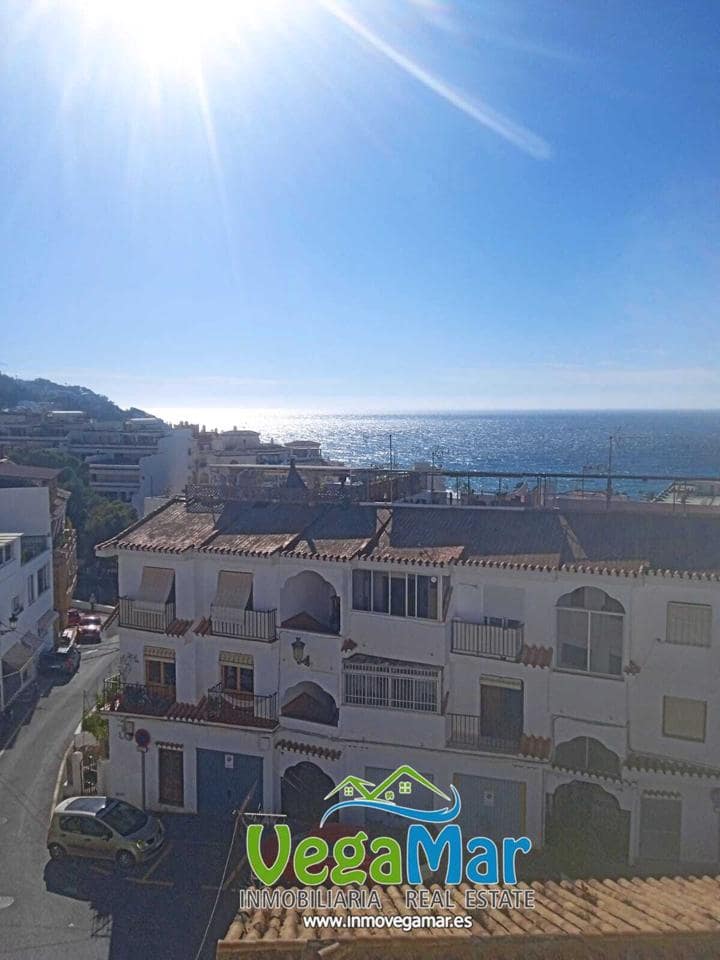 5 bedroom Villa for sale in La Herradura - € 370,000 (Ref: 8223362)