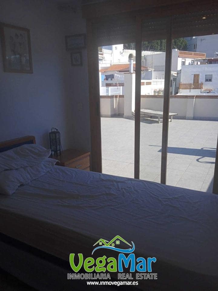 5 bedroom Villa for sale in La Herradura - € 370,000 (Ref: 8223362)