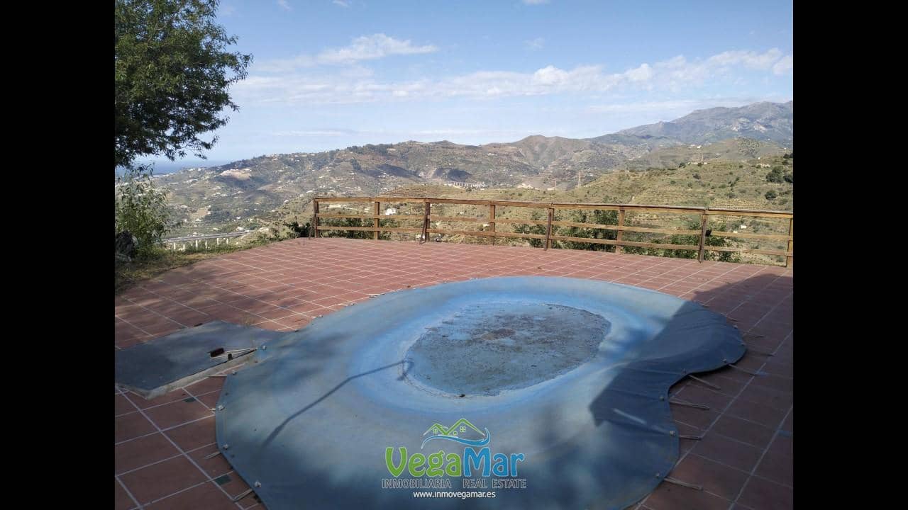 2 soveværelse Finca/Landehus til salg i Almunecar med swimmingpool - € 180.000 (Ref: 8433303)